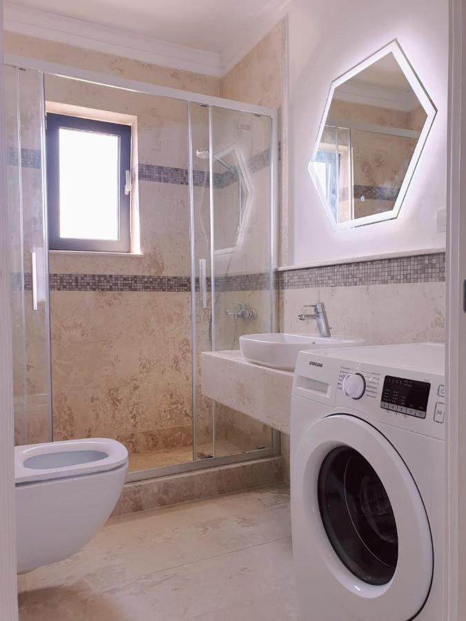 Seafront Papaya Apartment Năvodari Екстериор снимка